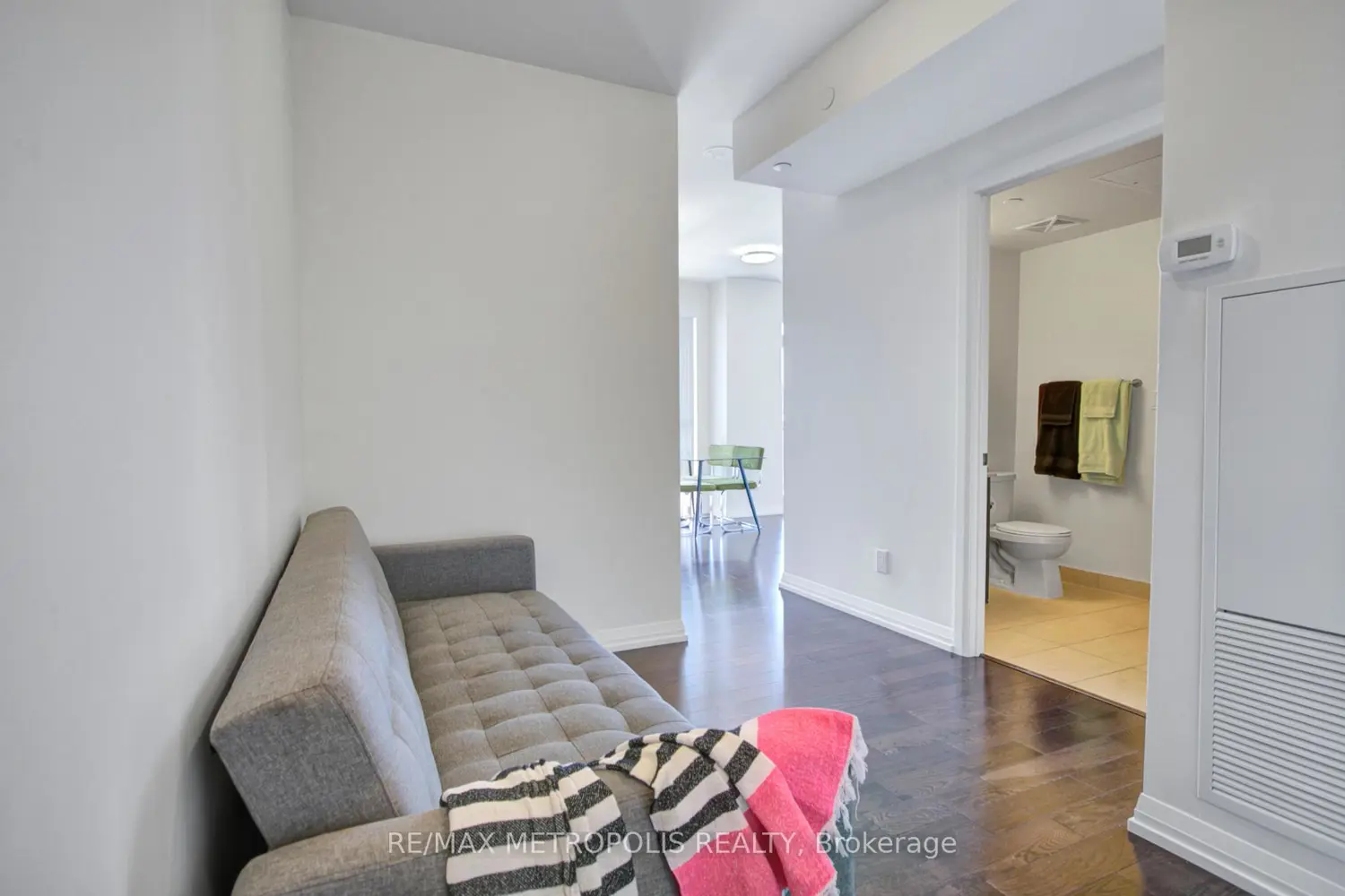Additional image 14 of 460 Adelaide Street 2015