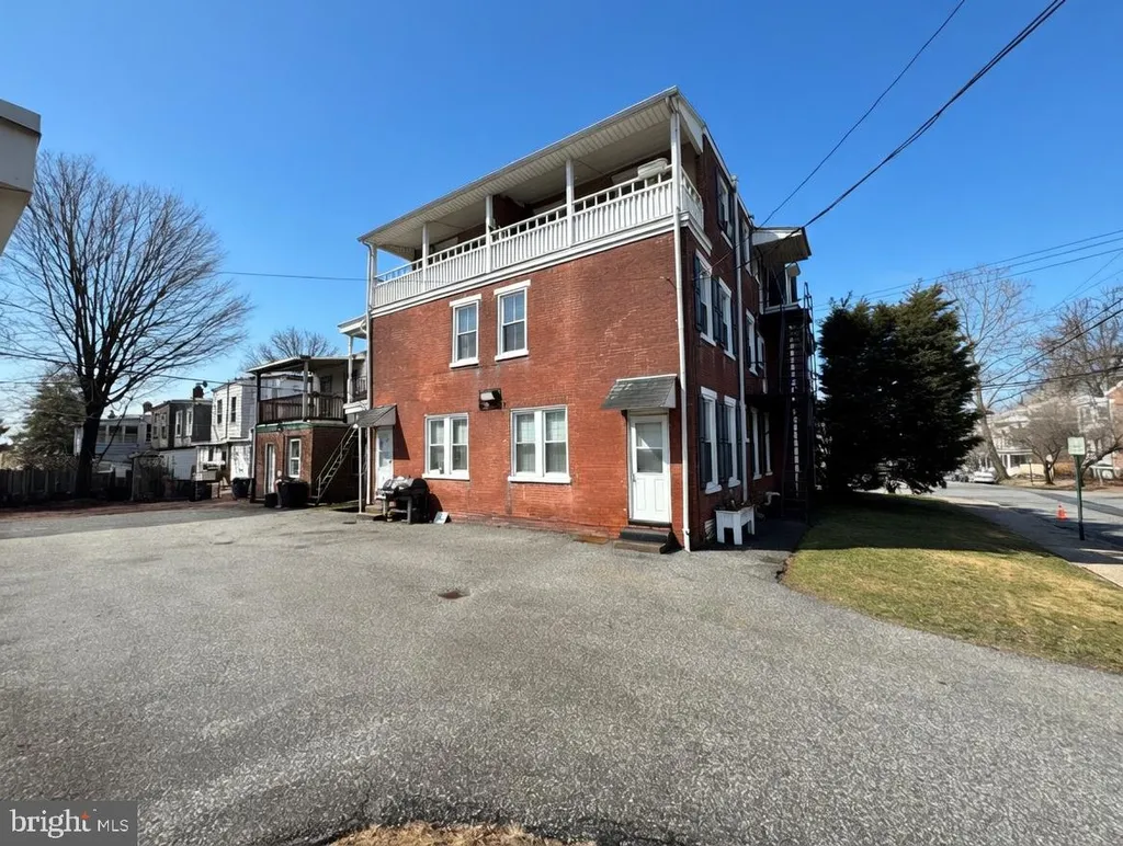 Additional image 6 of 131 W 18th Street, Wilmington, DE 19802