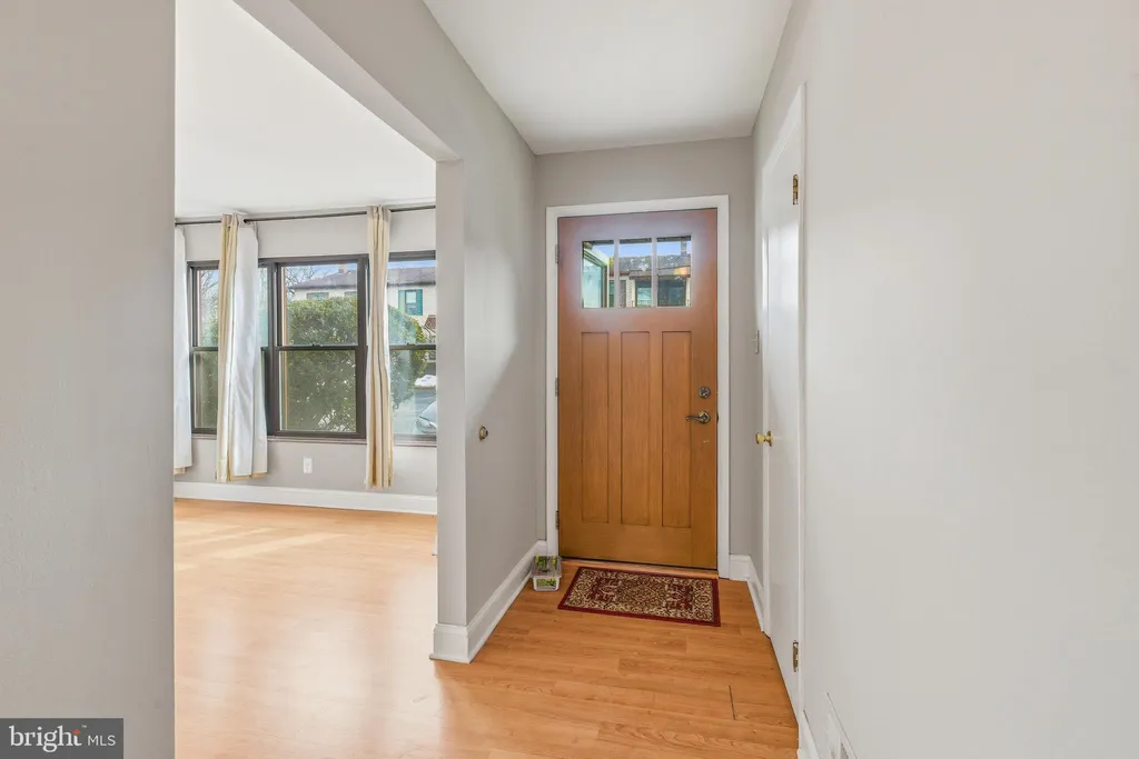 Additional image 3 of 5 West Court, Wilmington, DE 19810