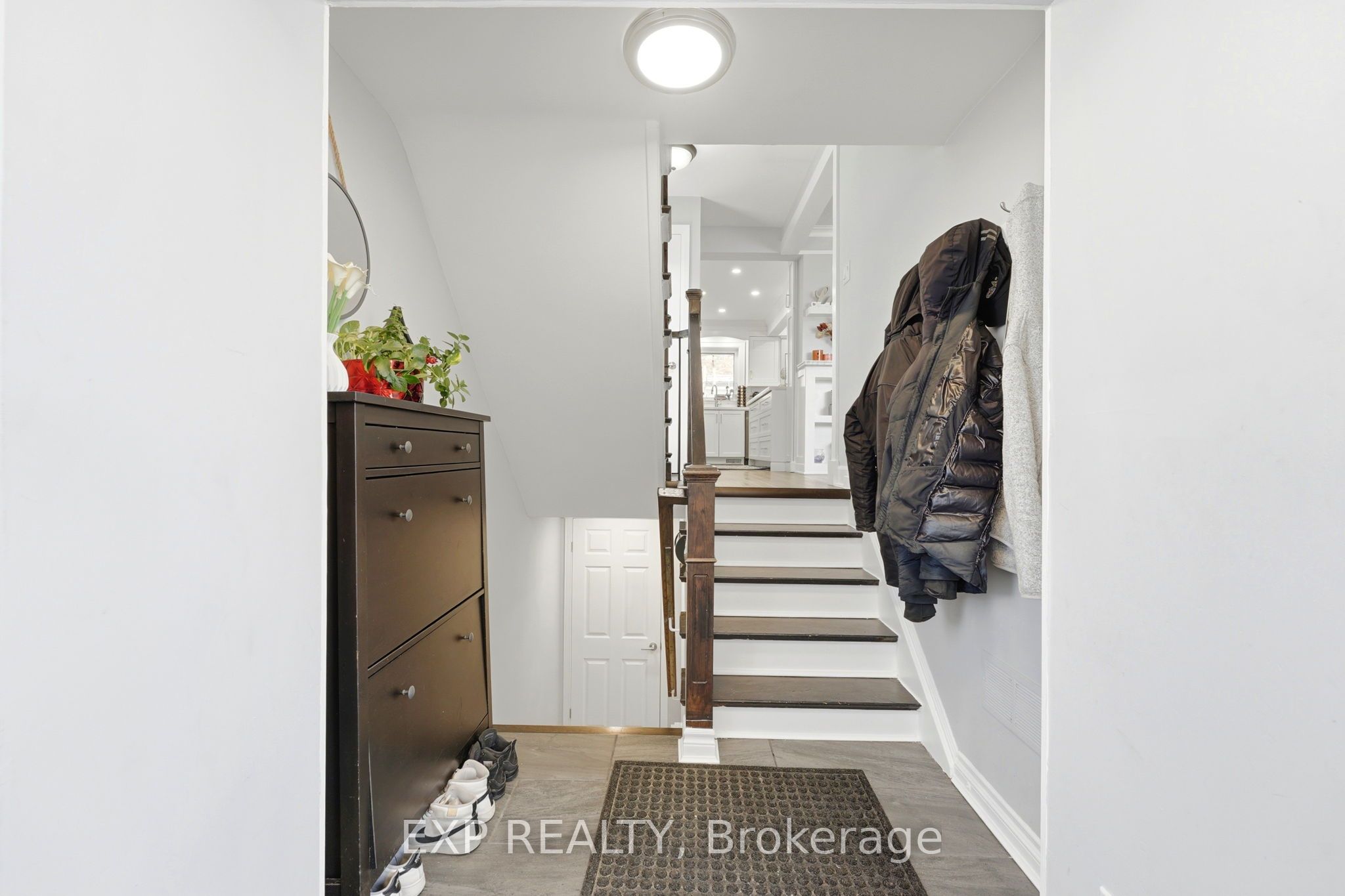 Additional image 2 of 131 Dalrymple Drive, Toronto, ON, M6N 4S2
