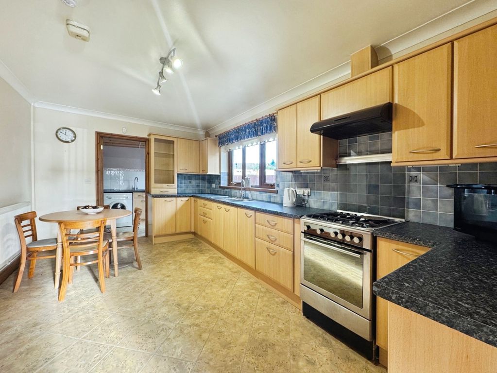 Additional image 9 of 3 bed detached bungalow for saleWaungoch, Upper Tumble, Llanelli, Carmarthenshire SA14