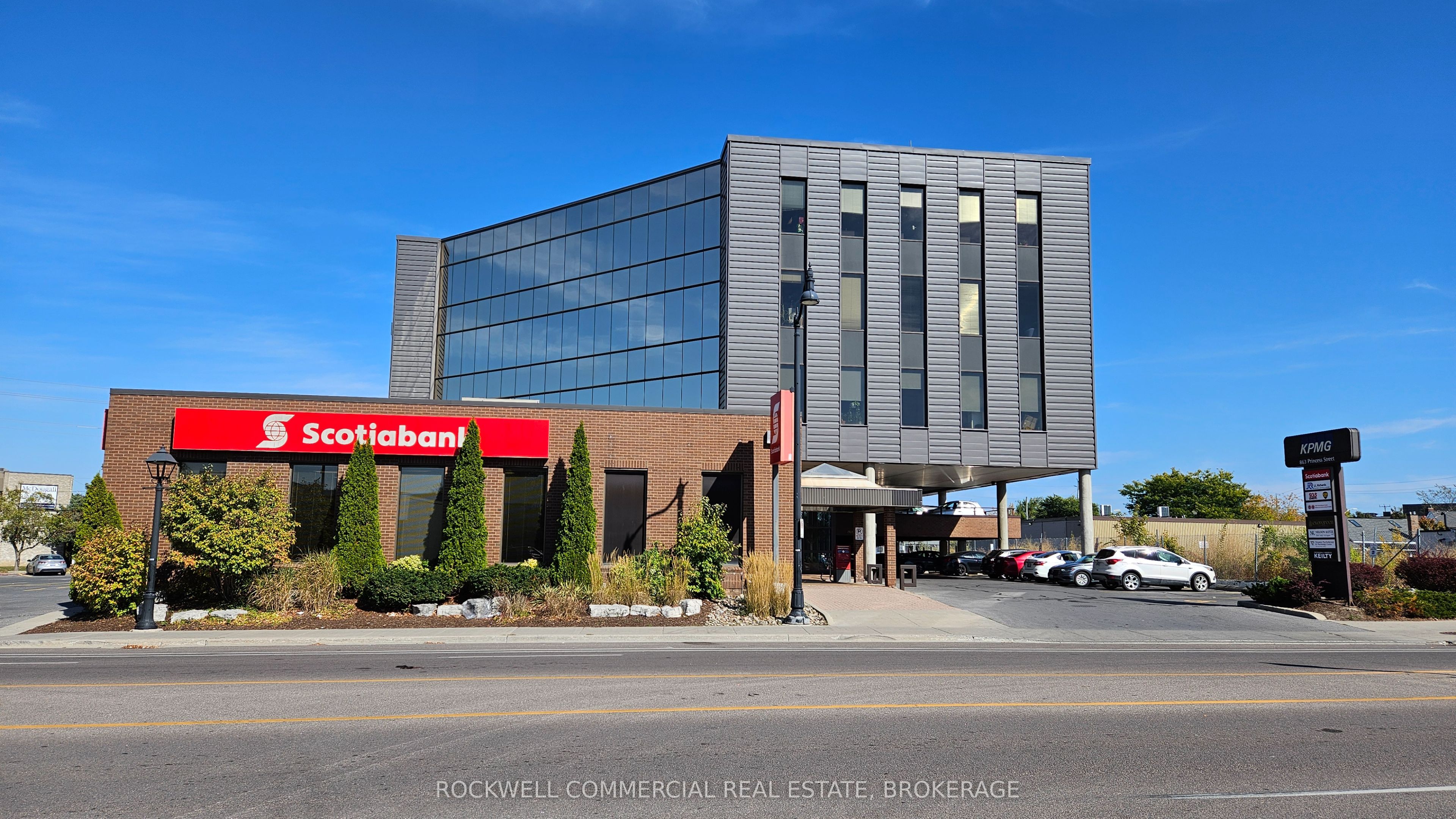 301-302-863 Princess Street, Kingston, ON, K7L 5N4