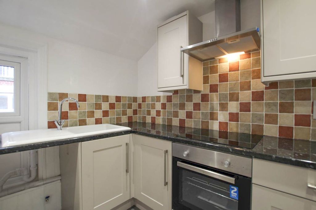 Additional image 9 of 2 bed flat for saleHigh Street, Llandrindod Wells LD1