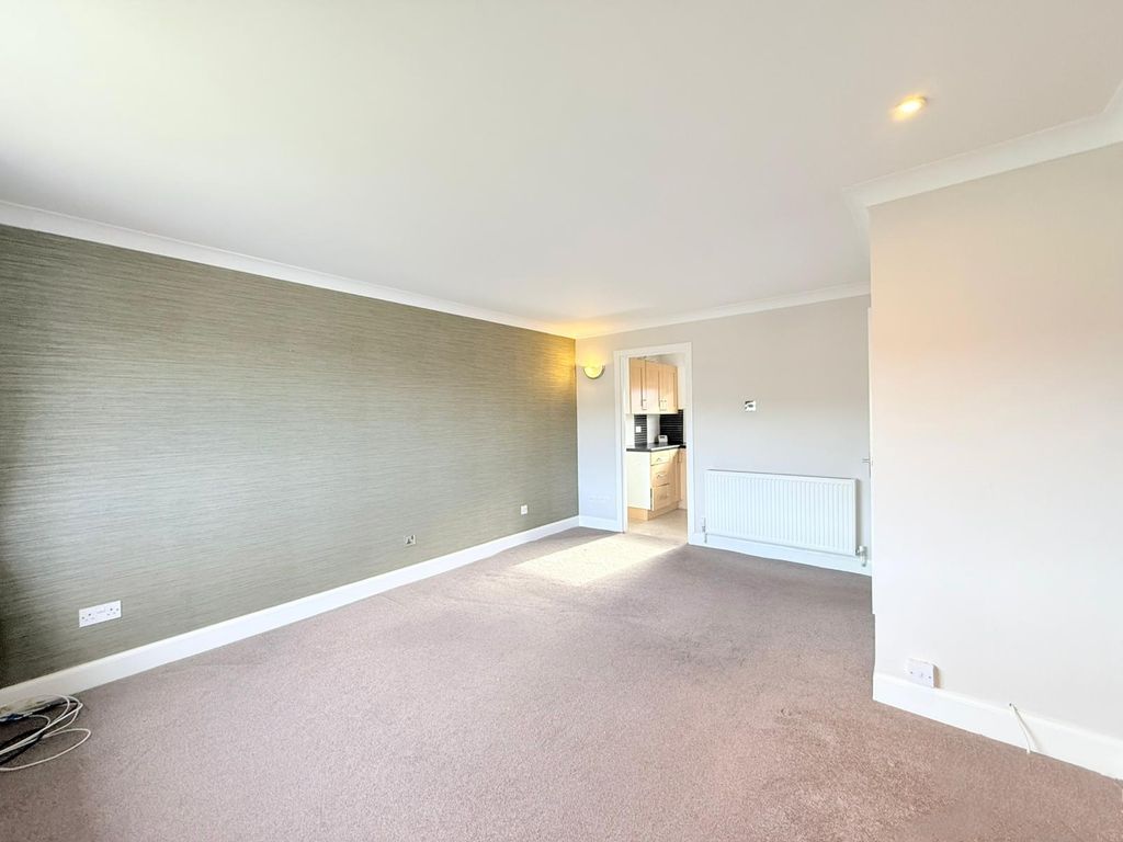 Additional image 4 of 2 bed flat for saleLawers Crescent, Polmont FK2