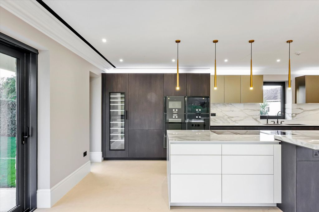 Additional image 16 of 6 bed detached house for saleSovereign View, Charlton Kings, Cheltenham, Gloucestershire GL52