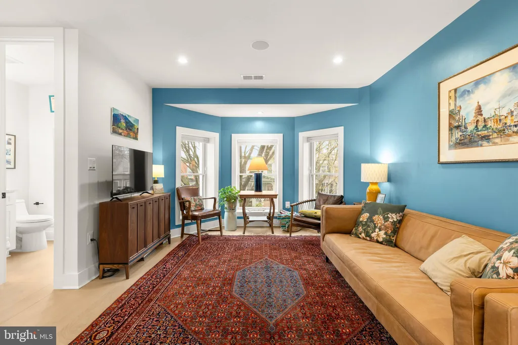 Additional image 12 of 632 Rock Creek Church Rd NW Unit 2, Washington, DC 20010