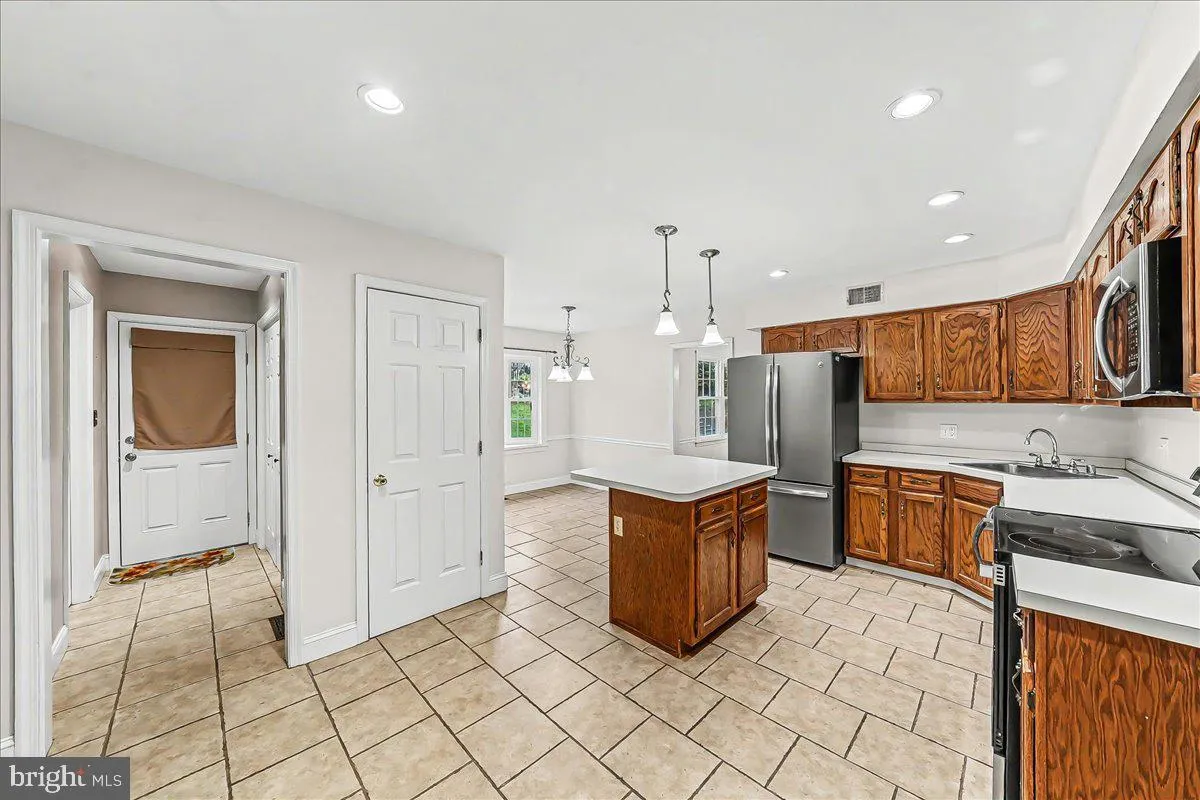 Additional image 42 of 10 Old Stable Lane, Newark, DE 19711