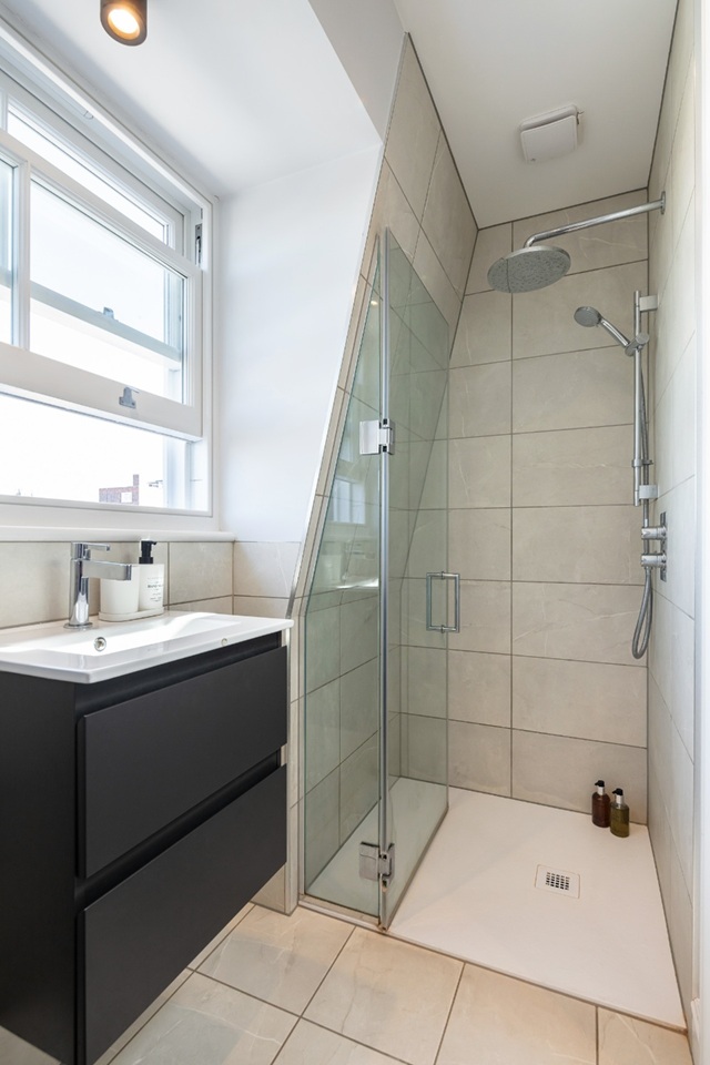 Additional image 15 of Studio Flat, Westbourne Grove, W11, N1 7GU