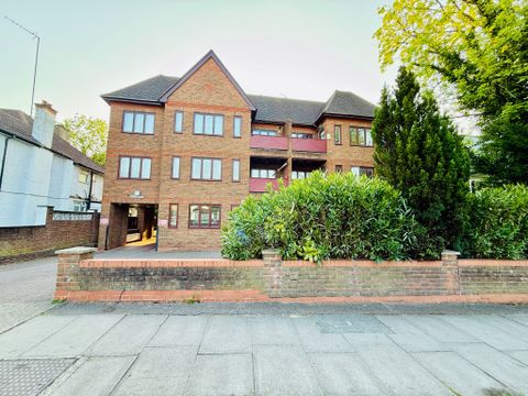 Carrington Lodge, Forty Avenue HA9