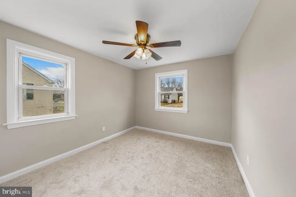 Additional image 12 of 213 Decalb Avenue, Wilmington, DE 19804