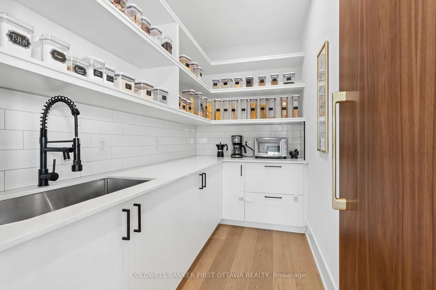 Additional image 9 of 1124 Normandy Crescent