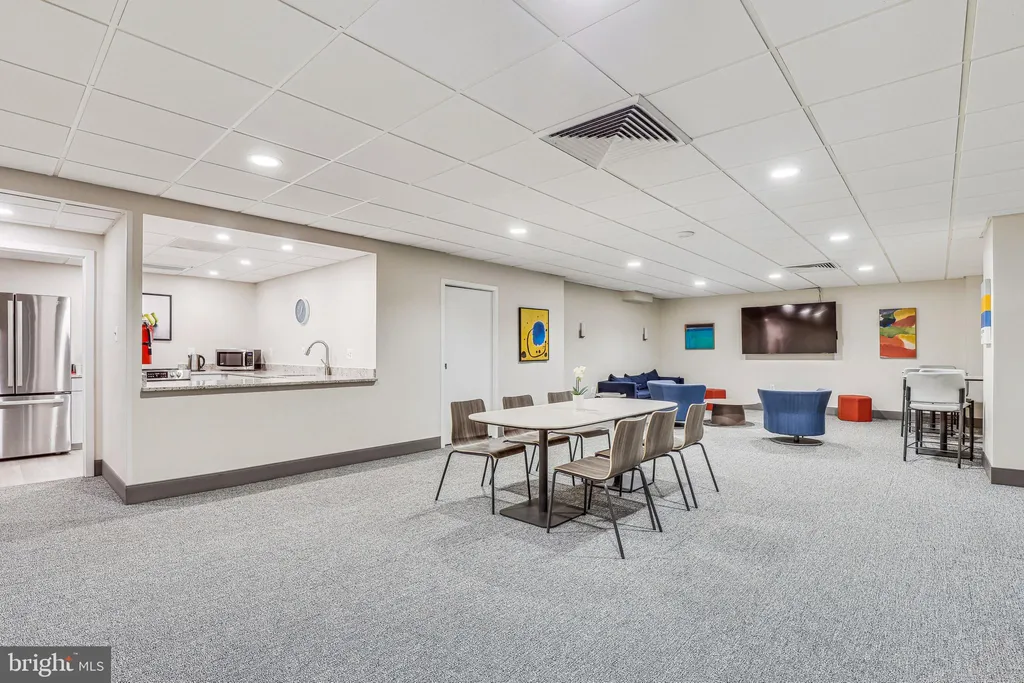 Additional image 44 of 1099 22nd Street NW Unit 410, Washington, DC 20037