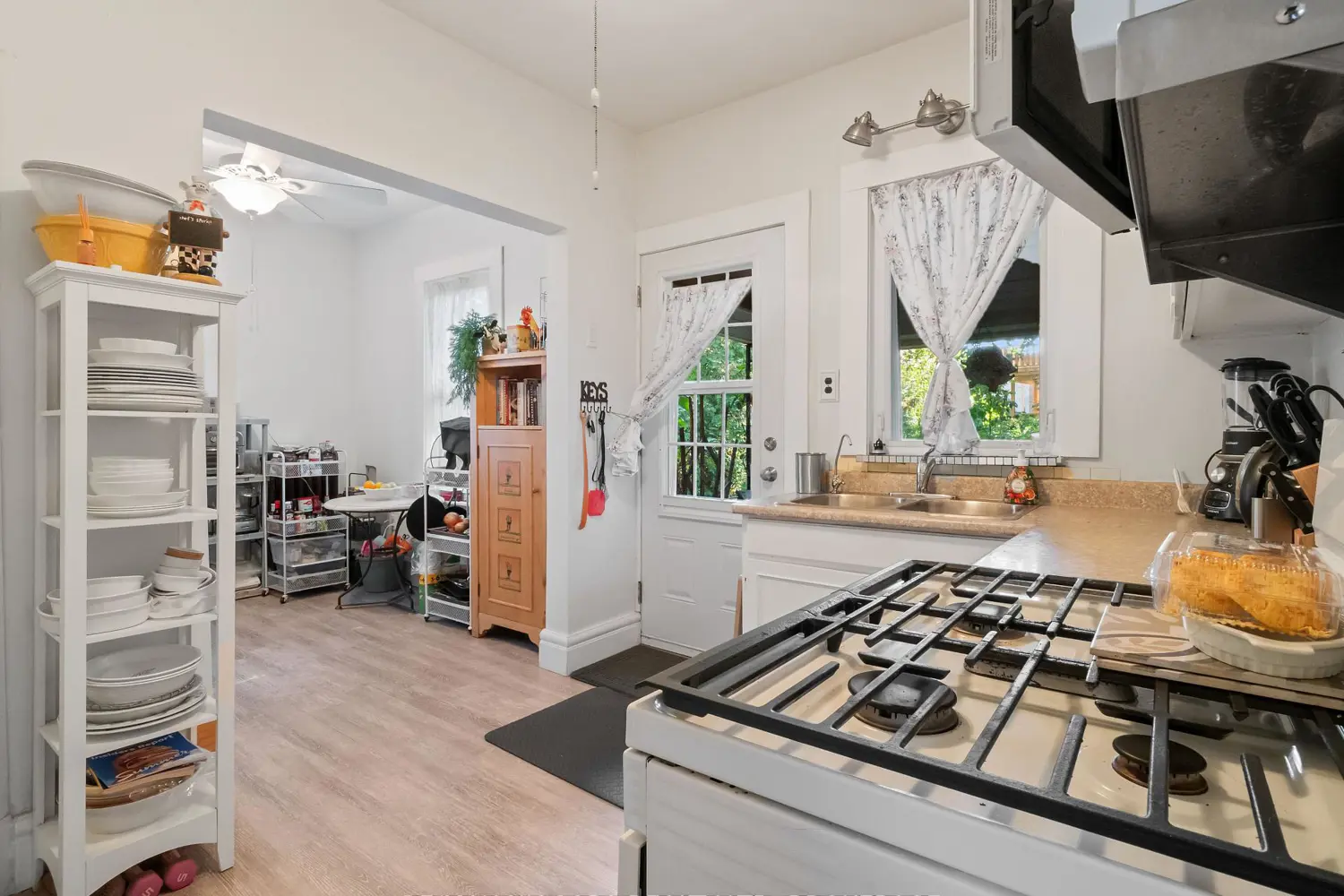 Additional image 9 of 4722 Ryerson Crescent