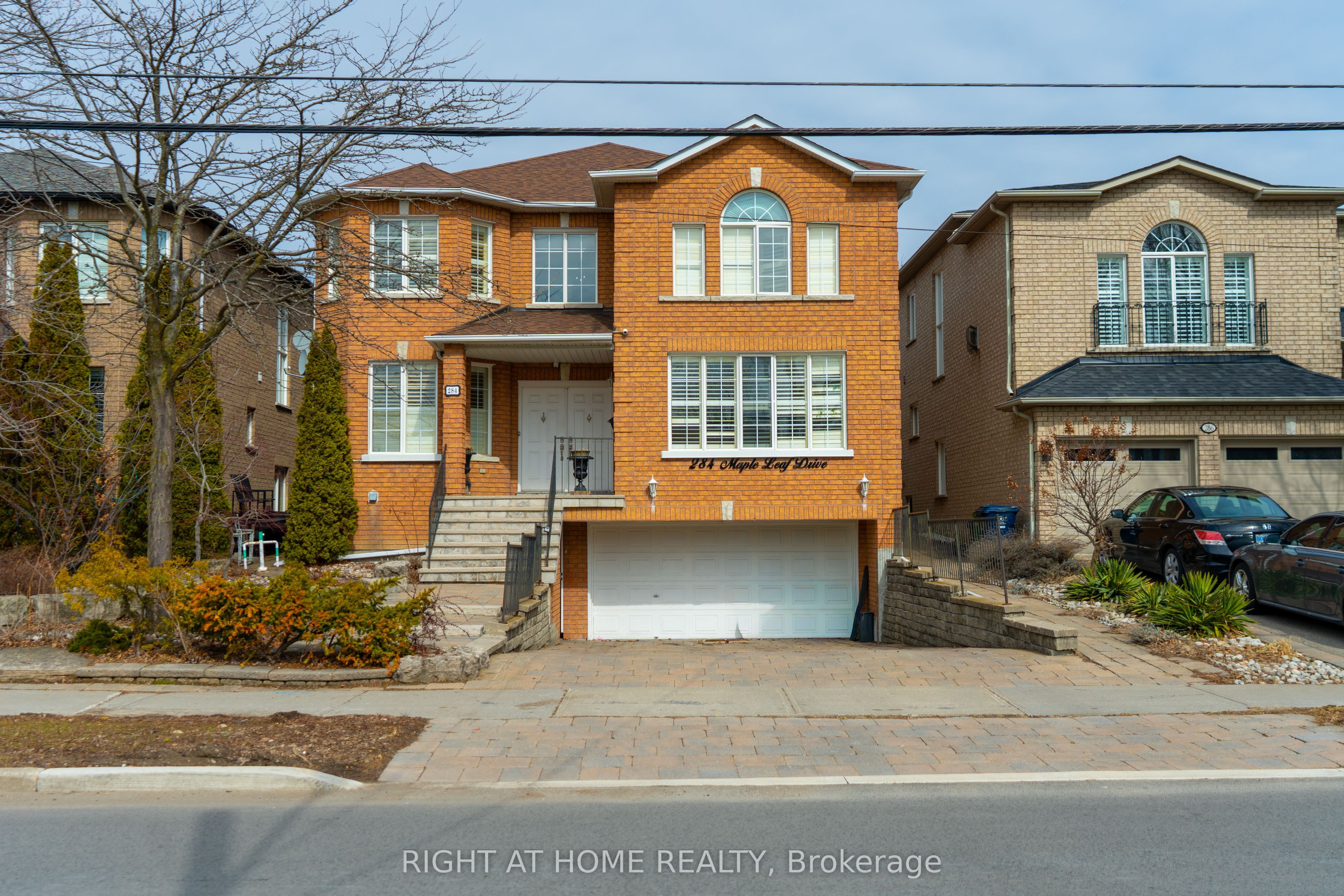 Additional image 3 of 284 Maple Leaf Drive, Toronto, ON, M6L 1P3