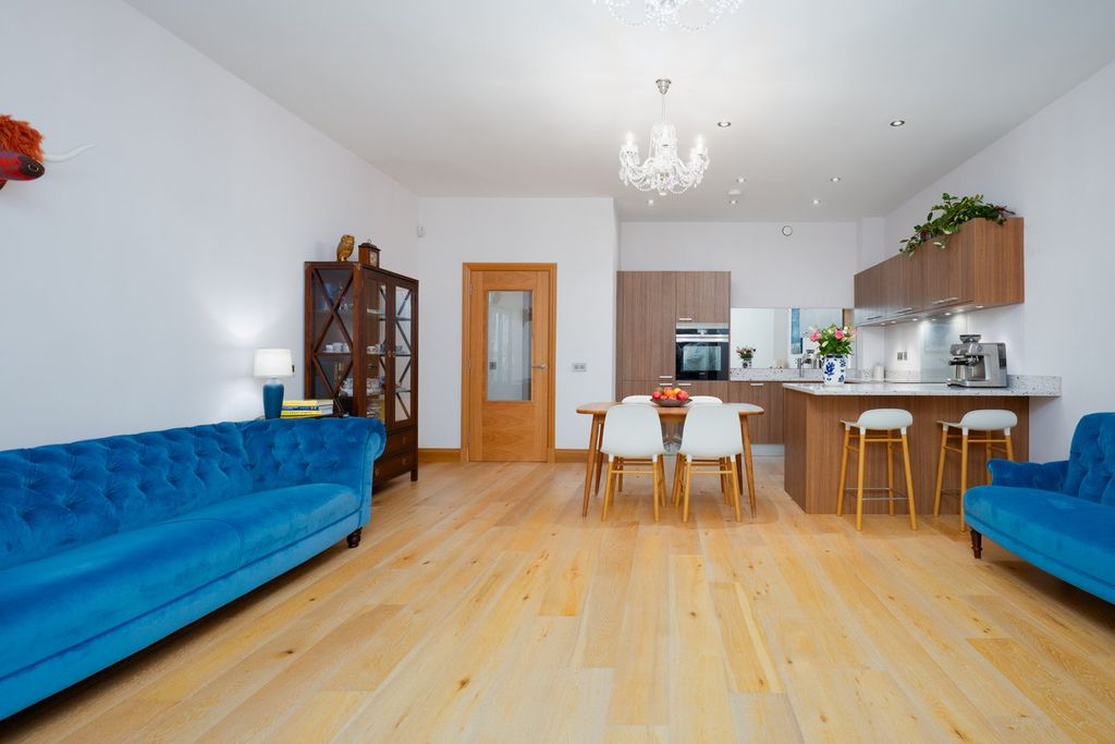 Additional image 12 of 3 bed flat for saleQuintinshill Drive, Larbert FK5