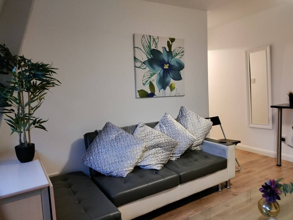 Additional image 19 of 3 Bed Flat, Pendleton Way, M6, N1 7GU