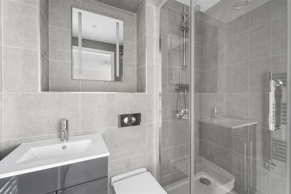 Additional image 8 of 27 bed block of flats for saleBindloss Avenue, Eccles, Manchester M30