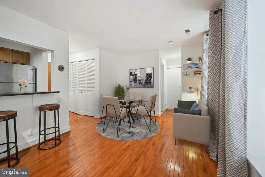 Additional image 6 of 2305 18th Street NW Unit 303, Washington, DC 20009