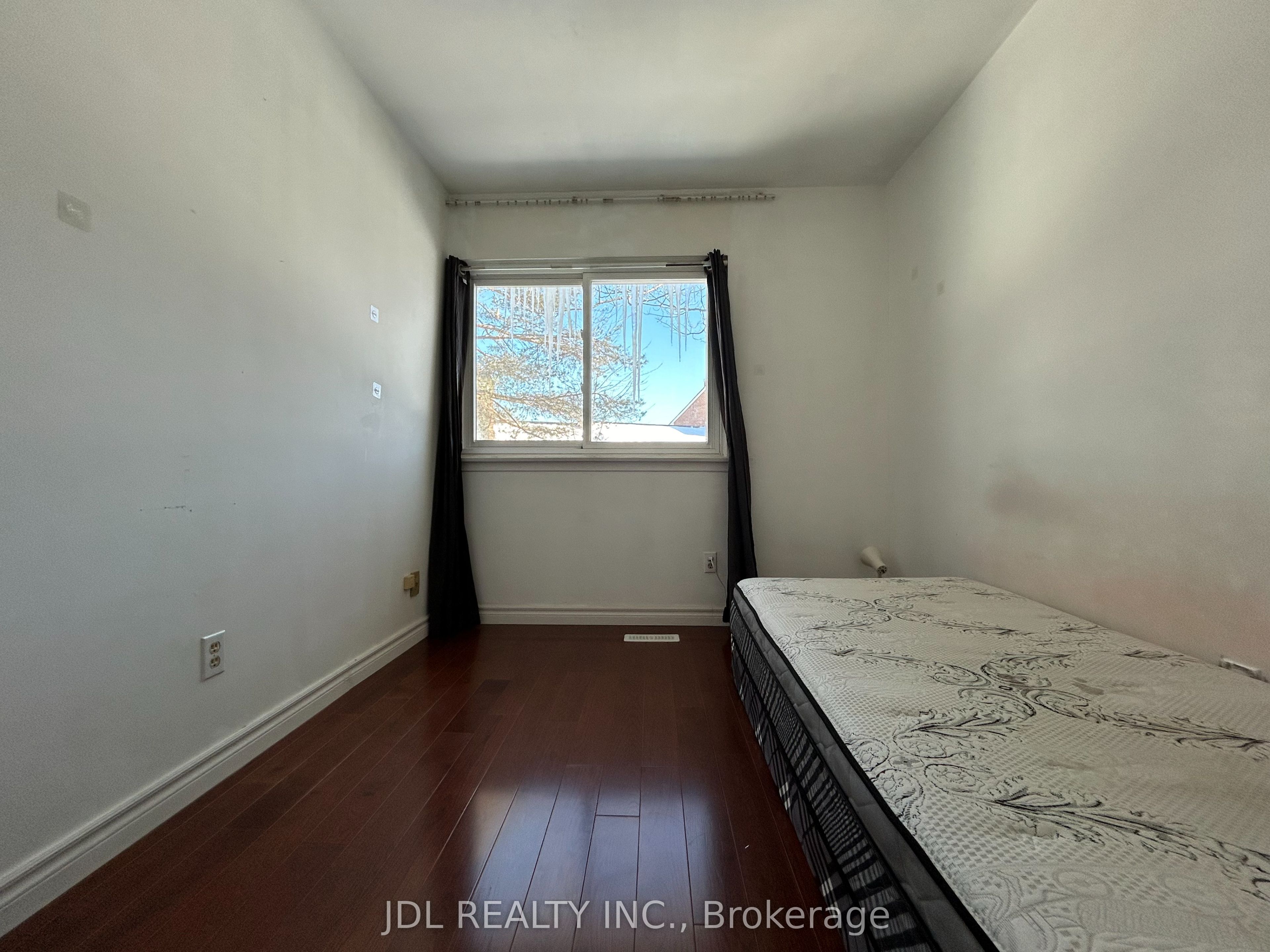 Additional image 5 of #17-2451 Bridletowne Circle, Toronto, ON, M1W 2Y4