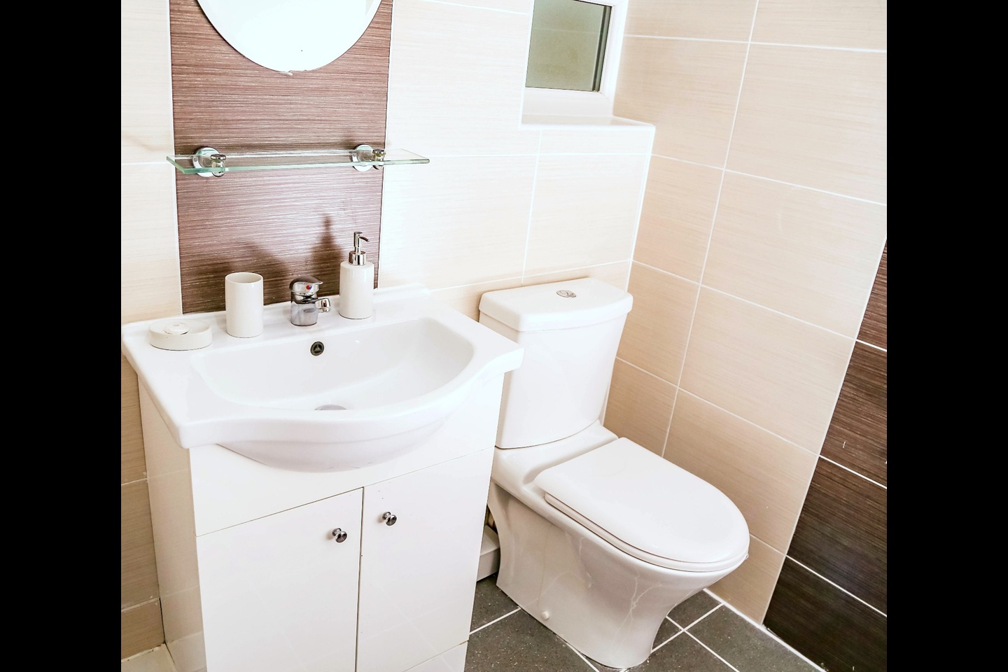 Additional image 11 of 2 Bed Flat, Tib Street, M4, N1 7GU