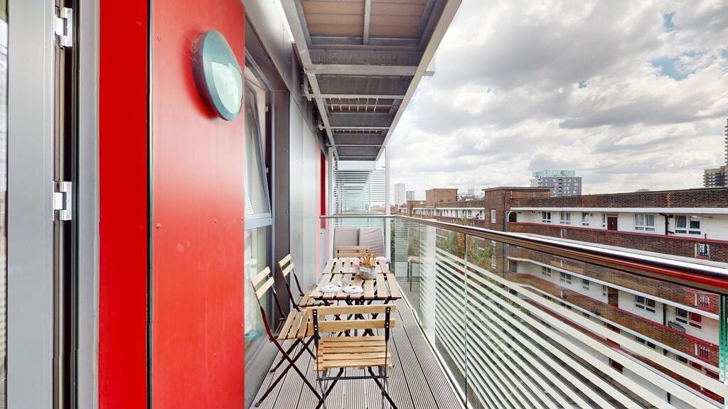 Additional image 4 of 3 Bed Flat, Back Church Lane, E1, N1 7GU