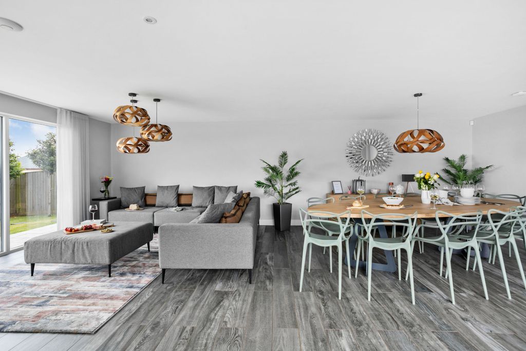 Additional image 17 of 8 bed detached house for saleHuxham View & Annex, Church Hill, Pinhoe, Exeter EX4