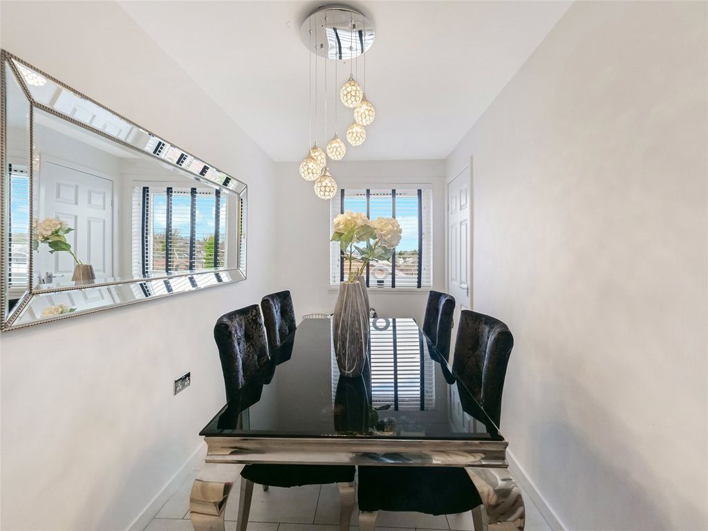 Additional image 12 of 2 bed flat for saleWestknowe Gardens, Rutherglen, Glasgow, South Lanarkshire G73