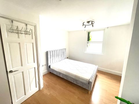 Buckley Road, Kilburn, London, Zone 2 NW6, Studio to rent