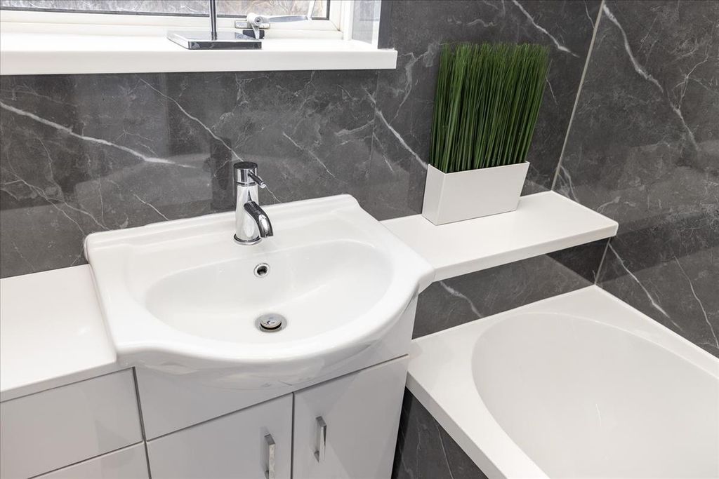 Additional image 27 of 3 bed flat for sale17 Waverley Road, Bonnyrigg EH19