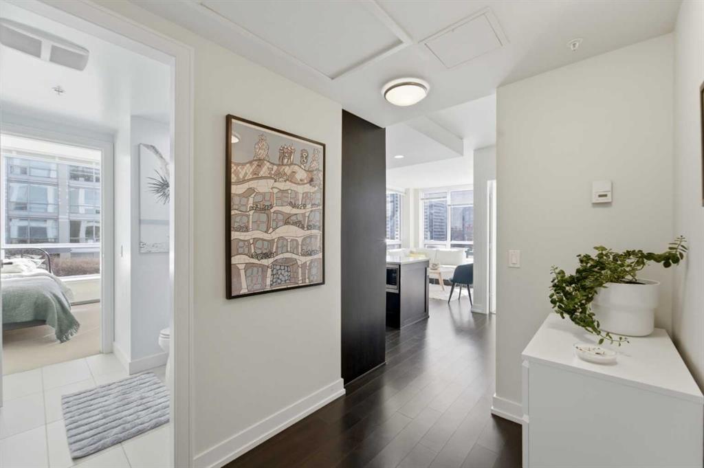 Additional image 2 of 825-222 Riverfront Avenue SW, Calgary, AB, T2P 0X2