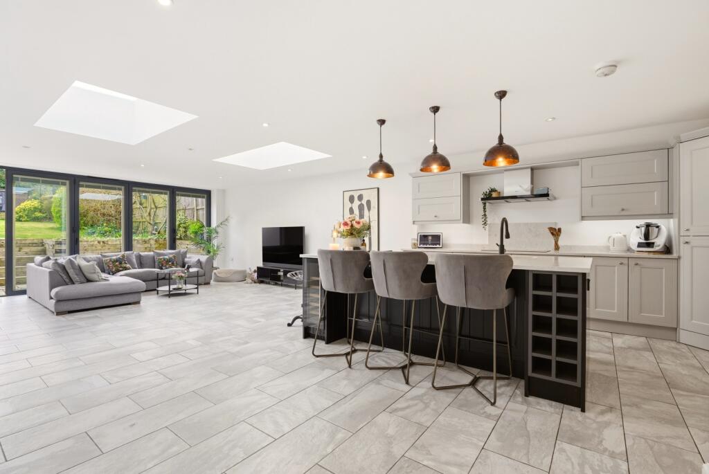 Additional image 23 of Tudor Road, Wheathampstead, St. Albans, Hertfordshire, AL4