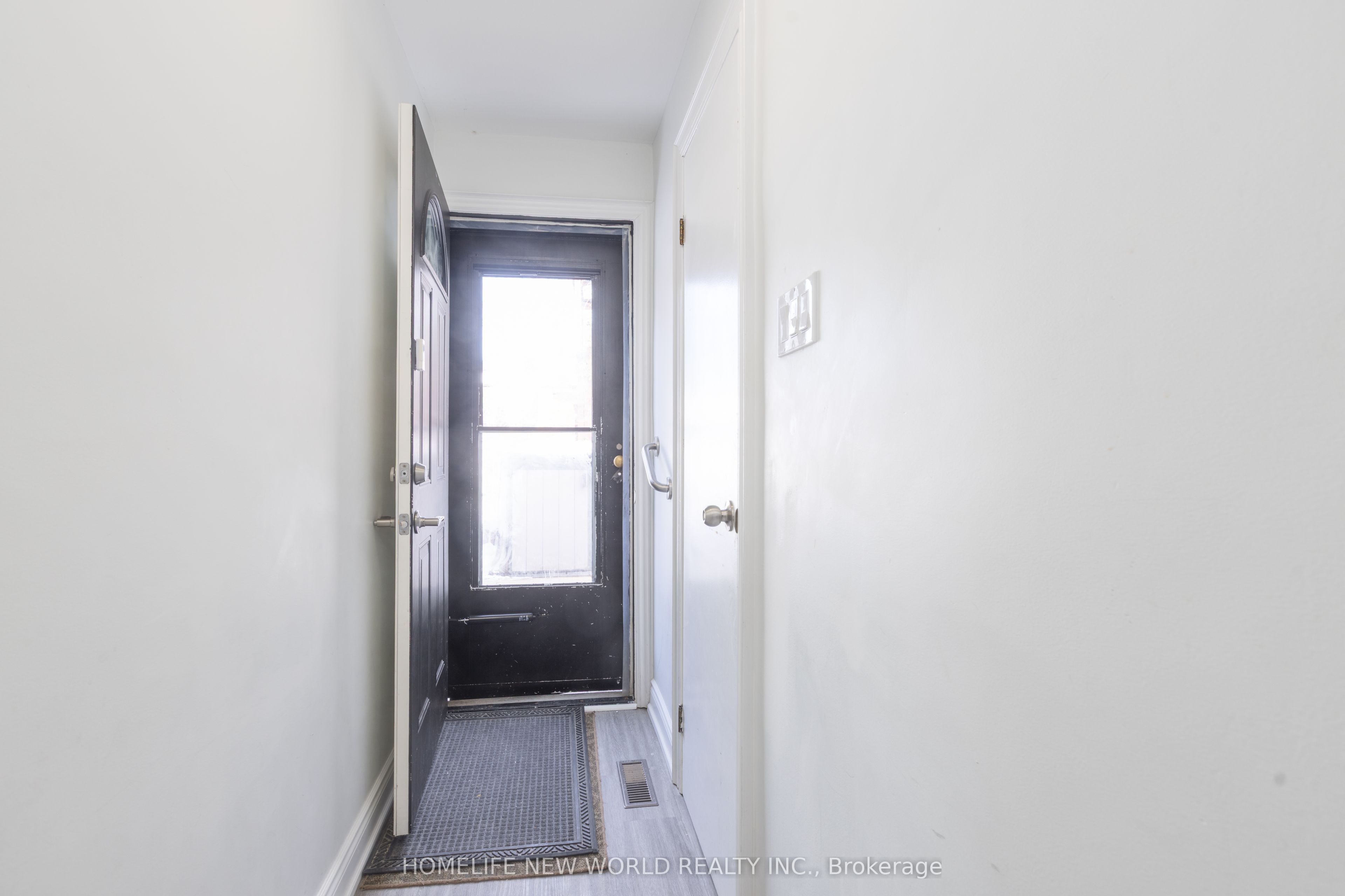 Additional image 3 of Part of Main-96 Ernest Avenue, Toronto, ON, M2J 3T6