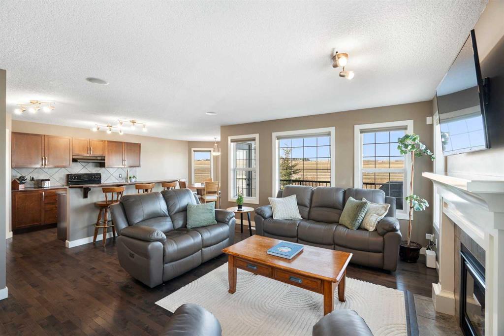 Additional image 4 of 5 Bridlecrest Court SW, Calgary, AB, T2Y5J3