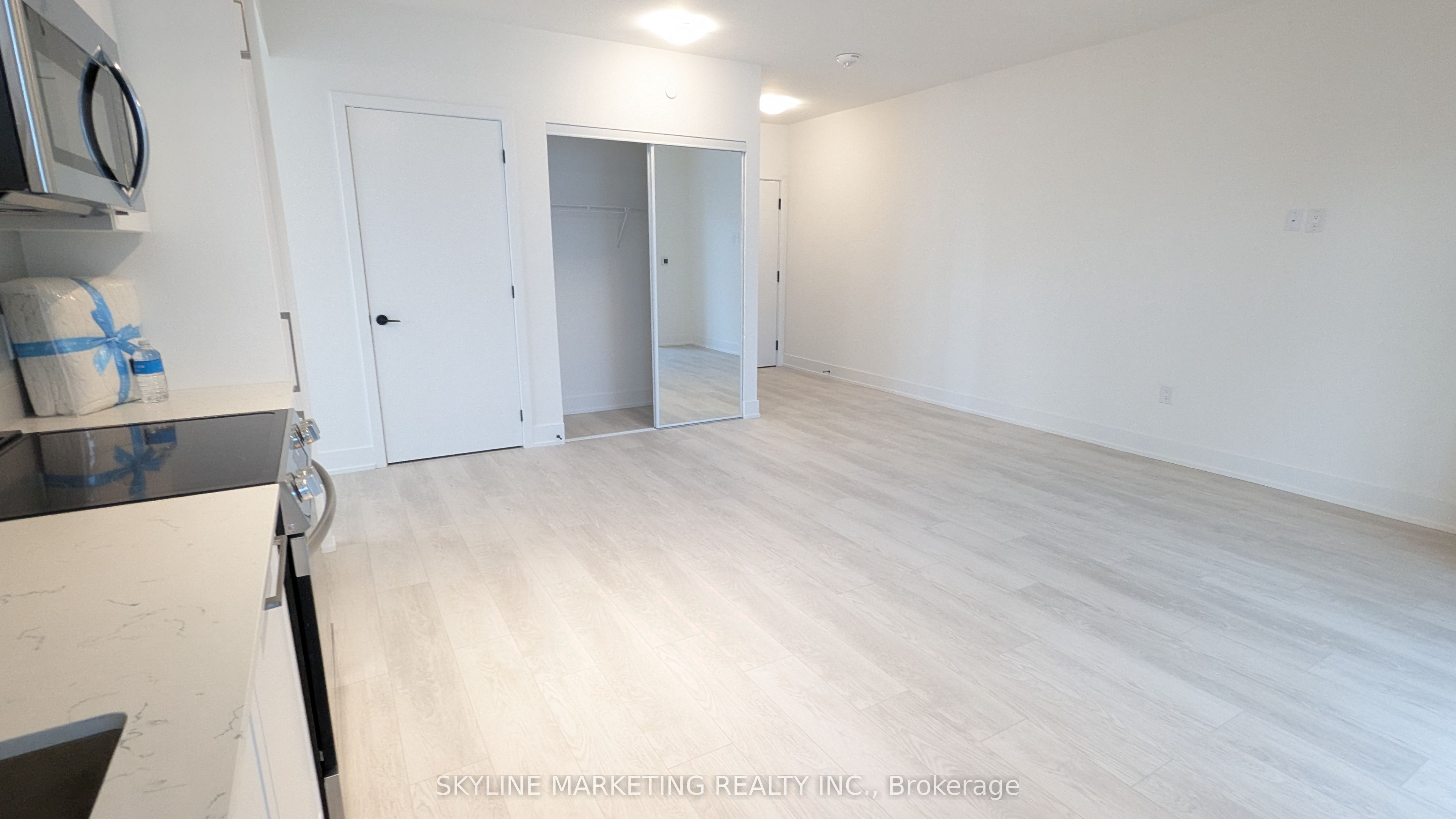 Additional image 3 of 504-2450 Old Bronte Road, Oakville, ON, L6M 5P6