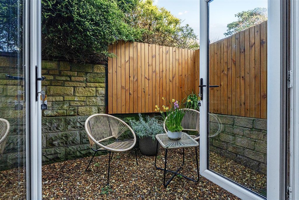 Additional image 12 of 4 bed semi-detached house for saleEdgehill Road, Clevedon BS21