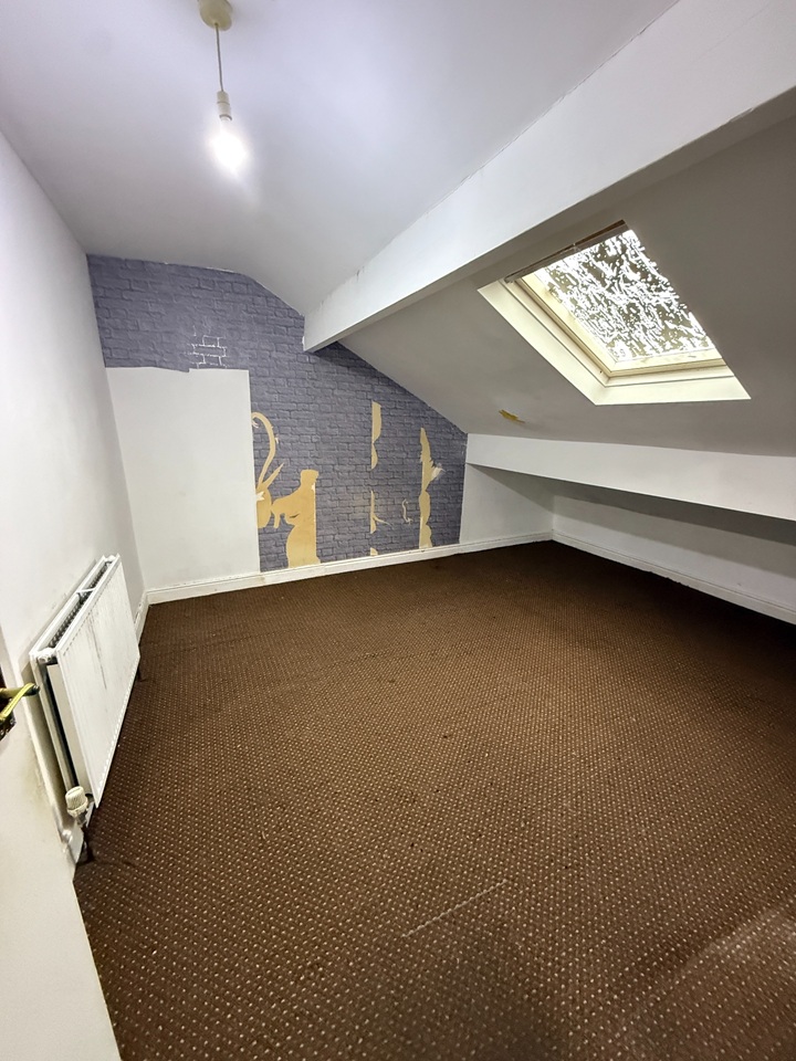 Additional image 6 of 2 Bed Flat, Marley Place, LS11, N1 7GU