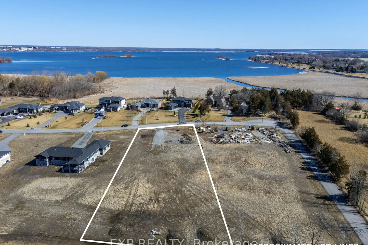 Additional image 19 of 92 Navigation Drive