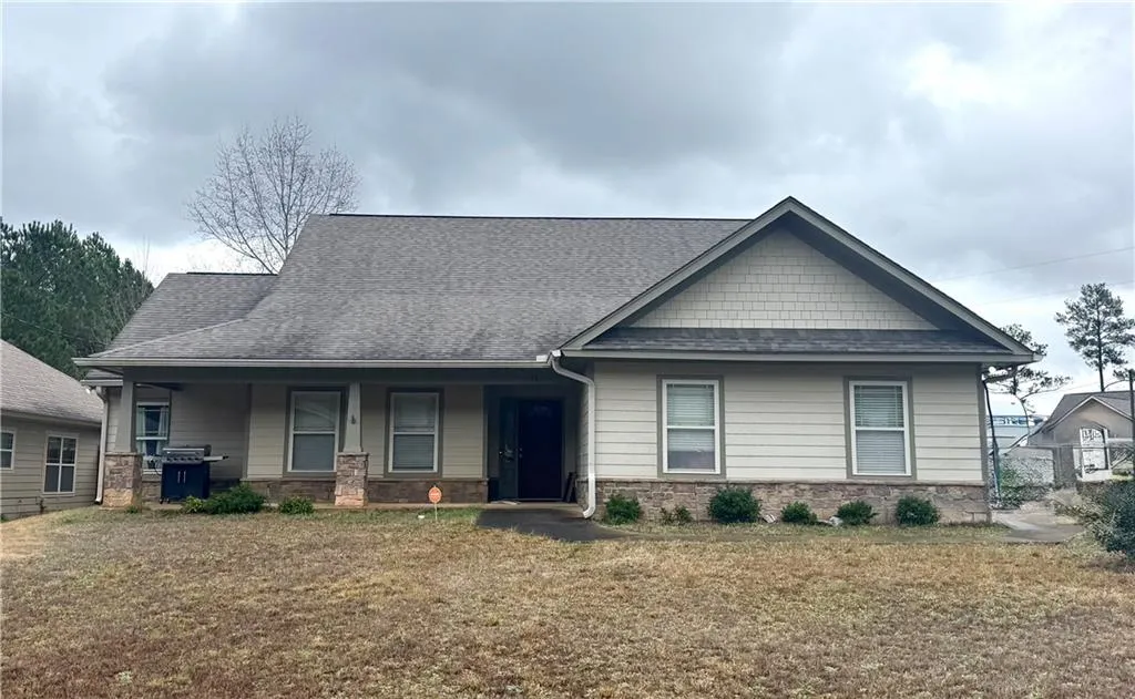 11 Lee Road 2176, Phenix City, AL 36870