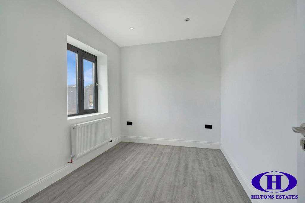 Additional image 21 of Land for saleEndsleigh Road, Southall UB2