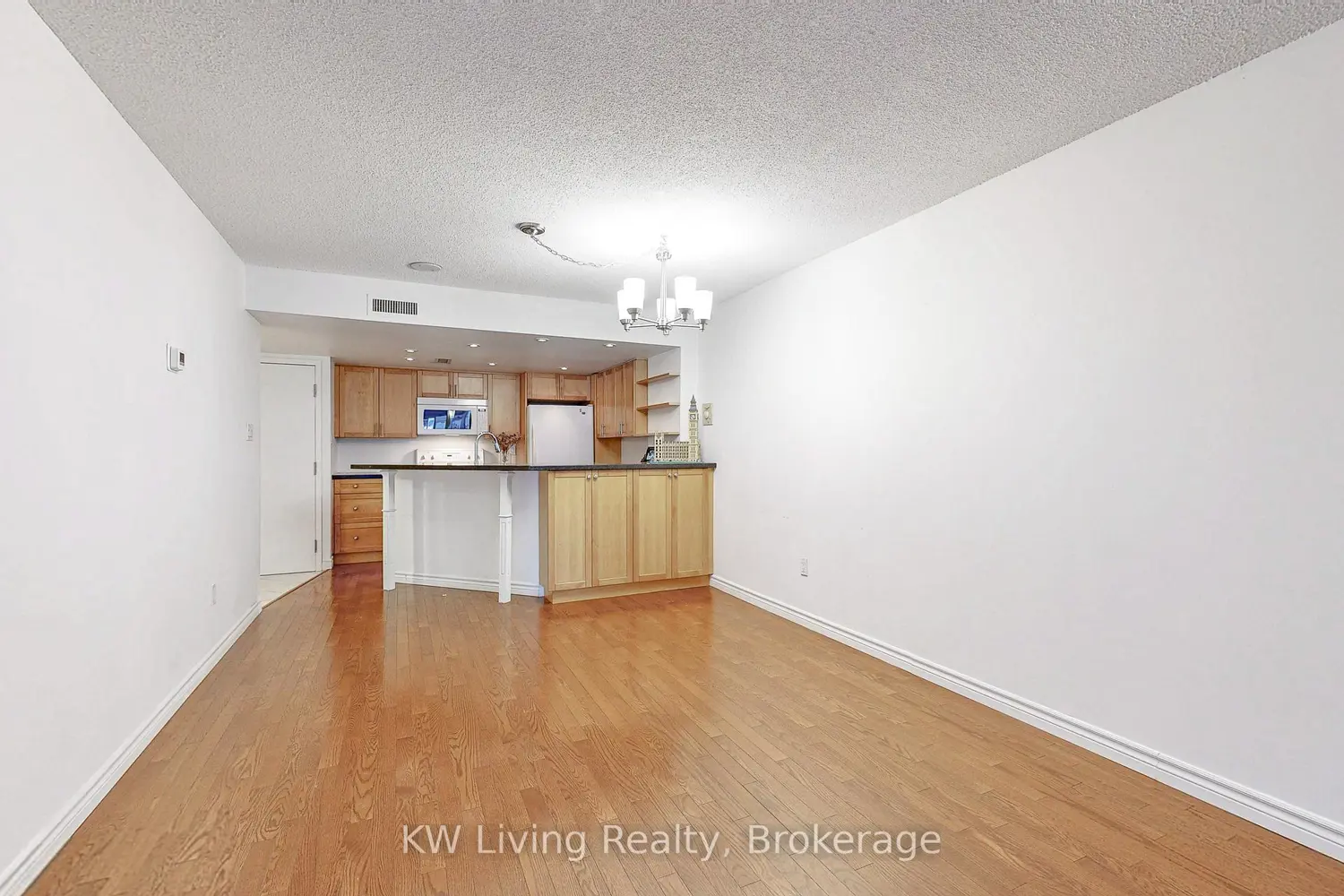 1001 Bay Street 1109 photo 5