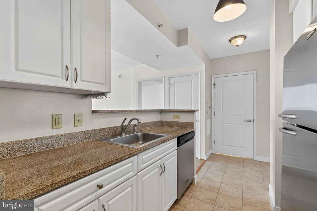 Additional image 6 of 555 Massachusetts Avenue NW Unit 1317, Washington, DC 20001