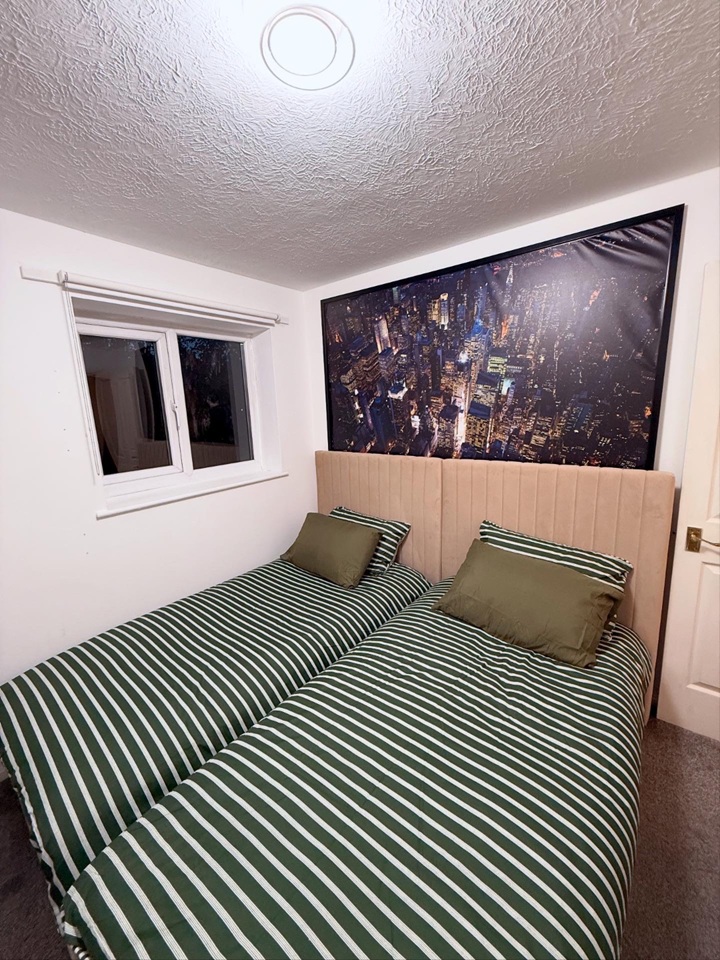 Additional image 7 of 2 Bed Flat, Blackburn St, M3, N1 7GU