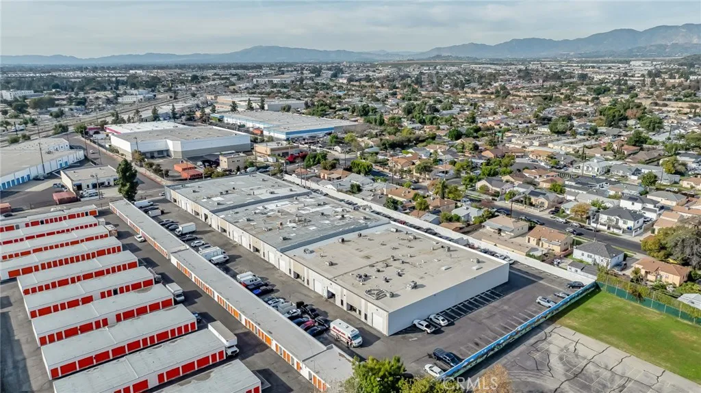 Additional image 57 of 8010 Wheatland Avenue Unit C, Sun Valley, CA 91352