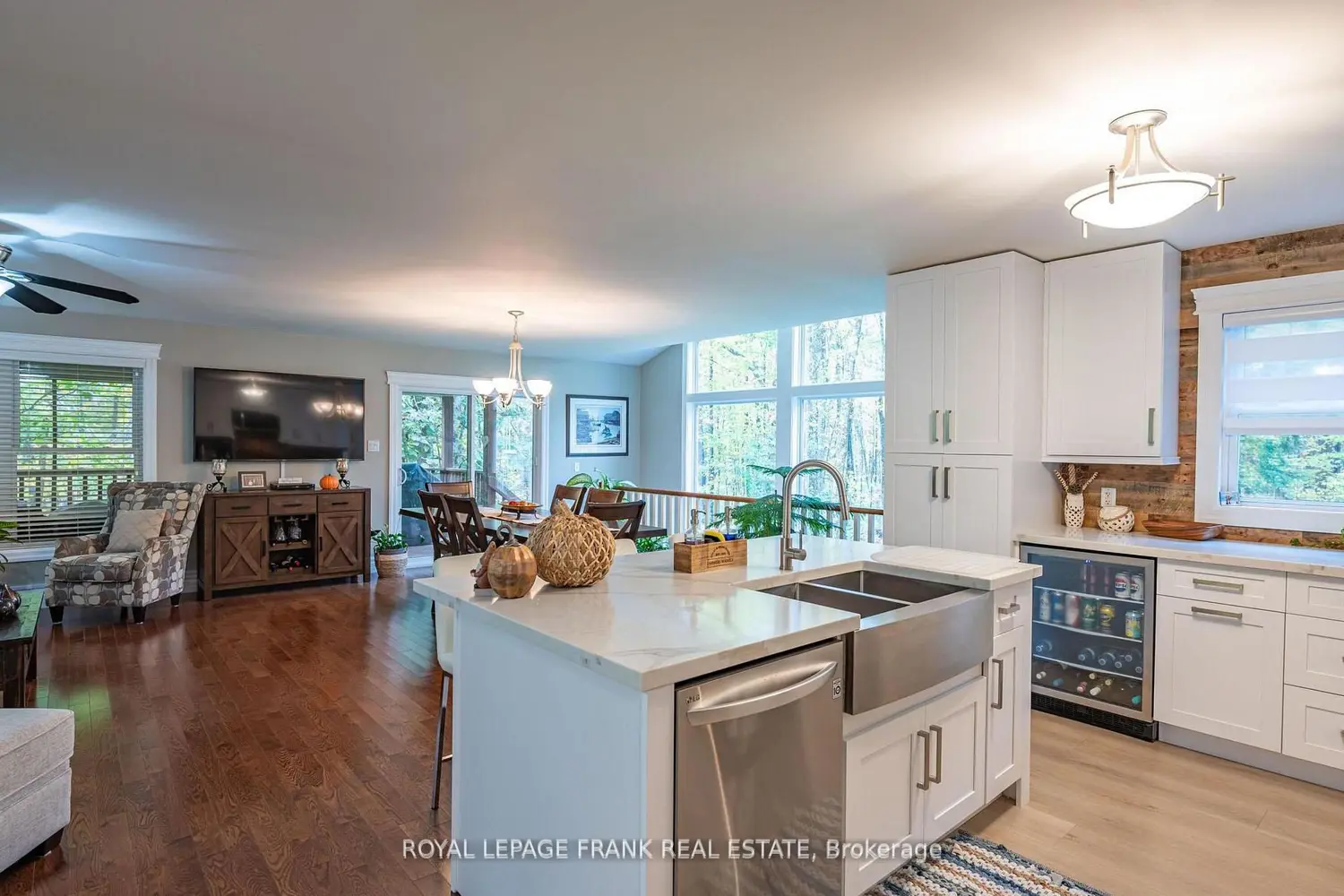 Additional image 3 of 25 Lakeland Avenue