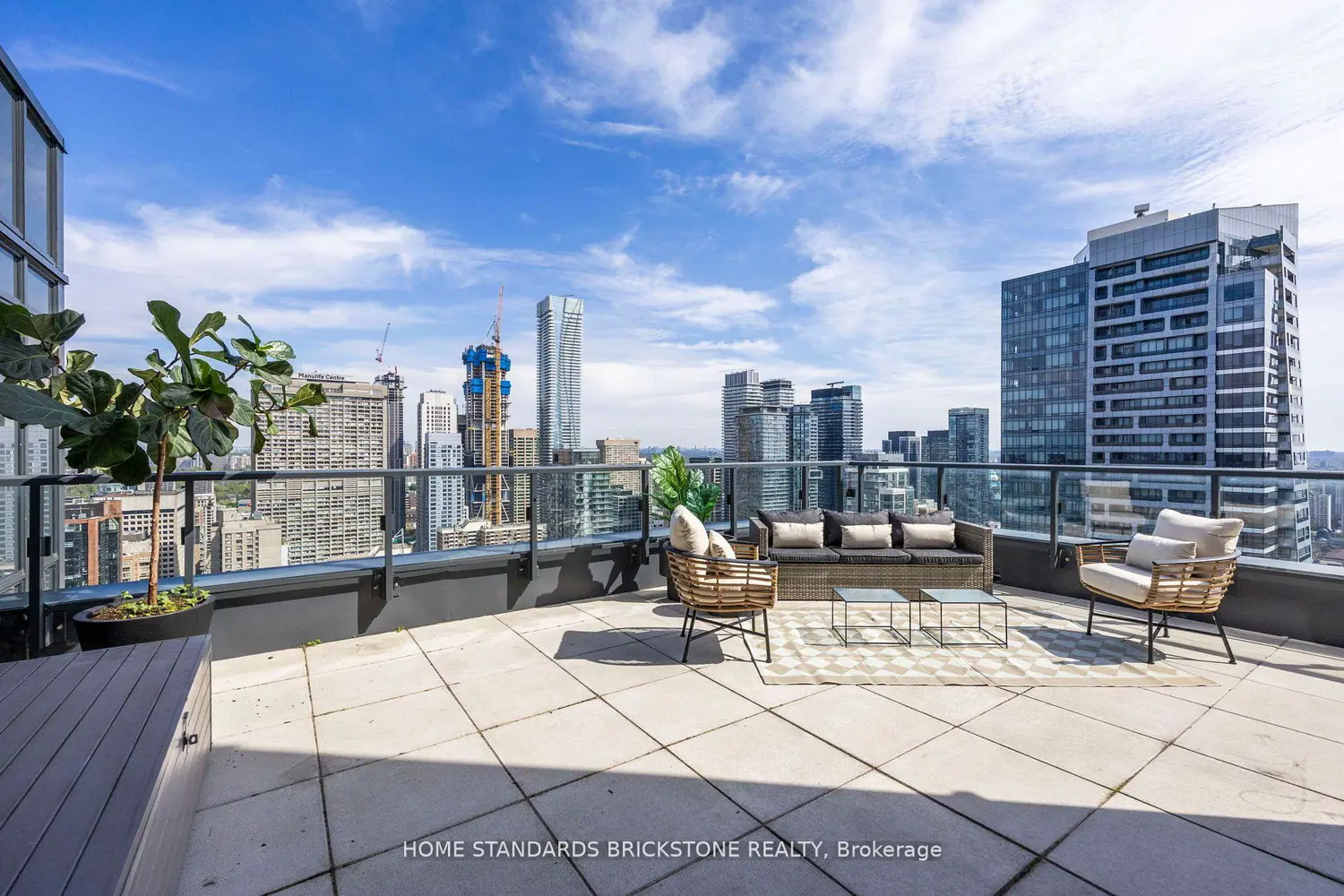 Additional image 2 of 955 Bay Street 3907