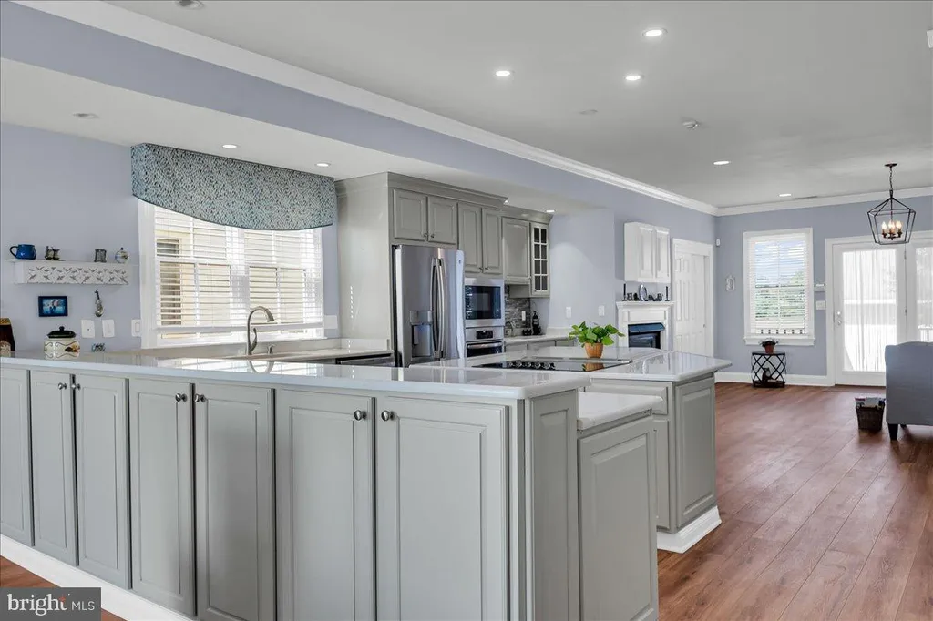 Additional image 14 of 258 E 2nd Street, New Castle, DE 19720