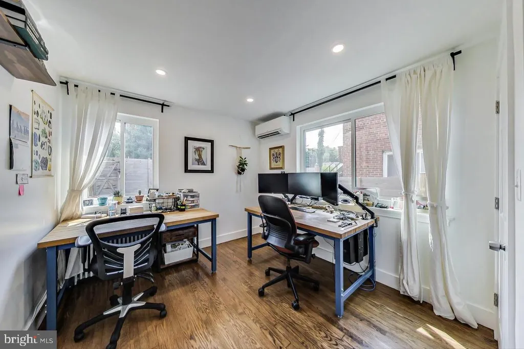 Additional image 11 of 213 Hawaii Avenue NE Unit 1, Washington, DC 20011