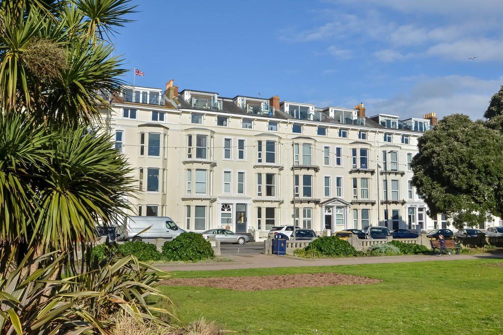 2 bed flat for saleSouth Parade, Southsea PO5