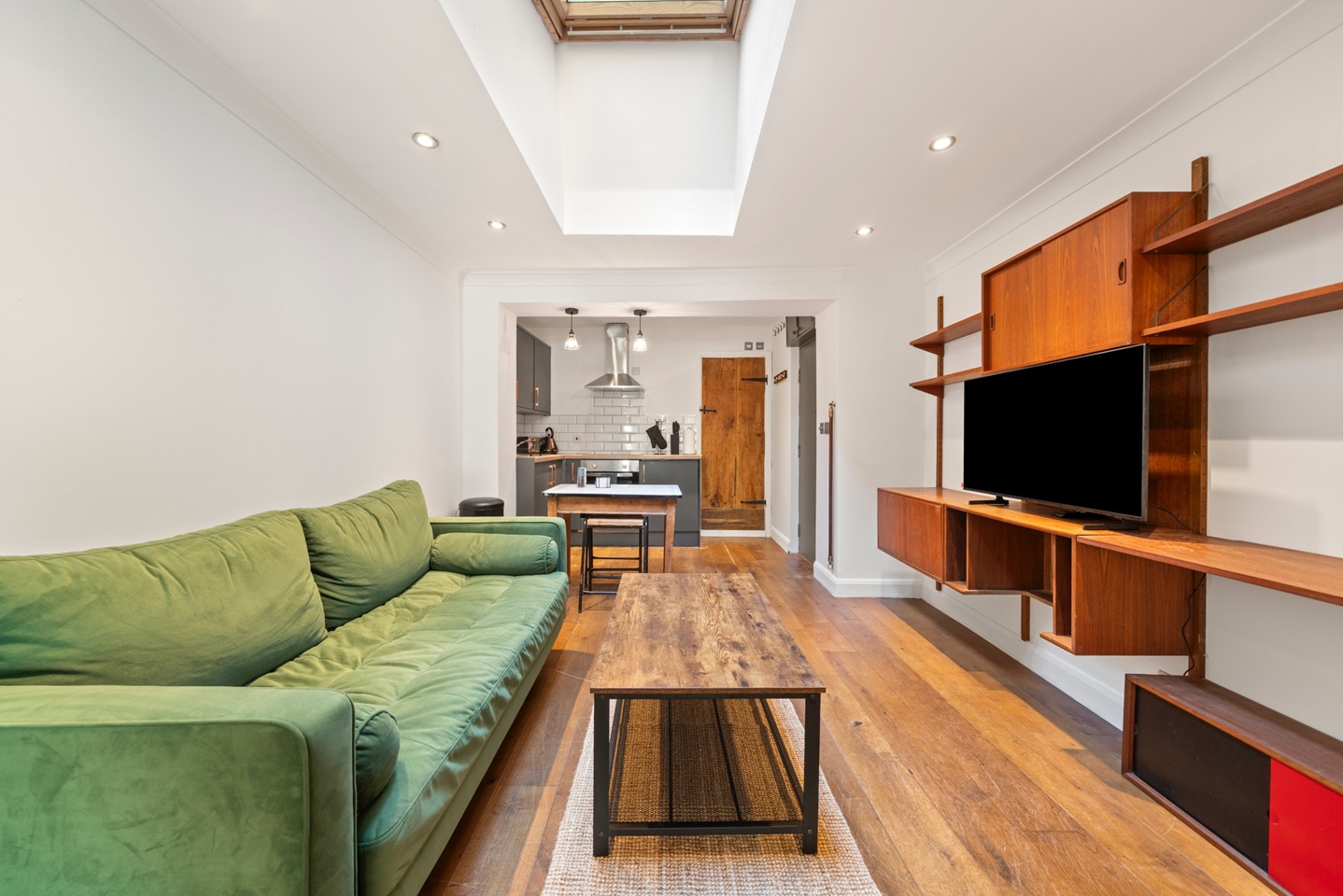 Additional image 3 of Studio Flat, Kingsland Road, E8, N1 7GU