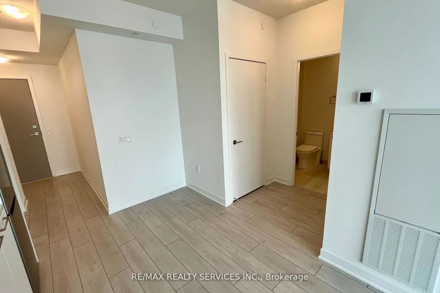 Additional image 3 of 260 Malta Avenue 1901